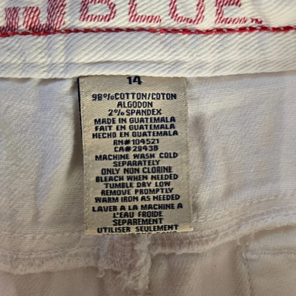 Vintage CJ Blue Womens Bermuda Shorts White  Size 14‎ Denim  Rainbow Embroidery